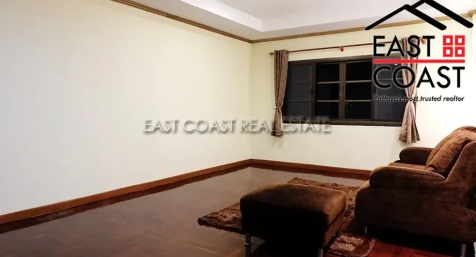 For rent 4 ベッドルーム house in Bang Lamung, Chonburi