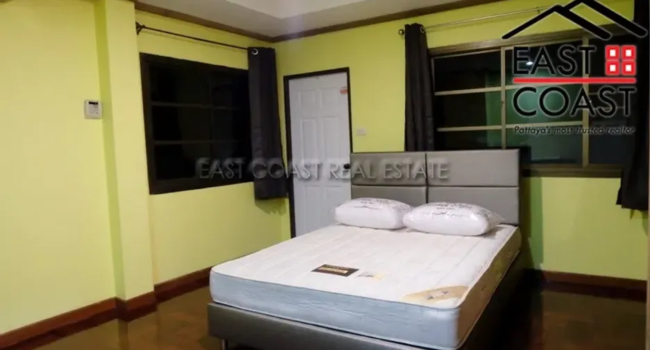 For rent 4 ベッドルーム house in Bang Lamung, Chonburi