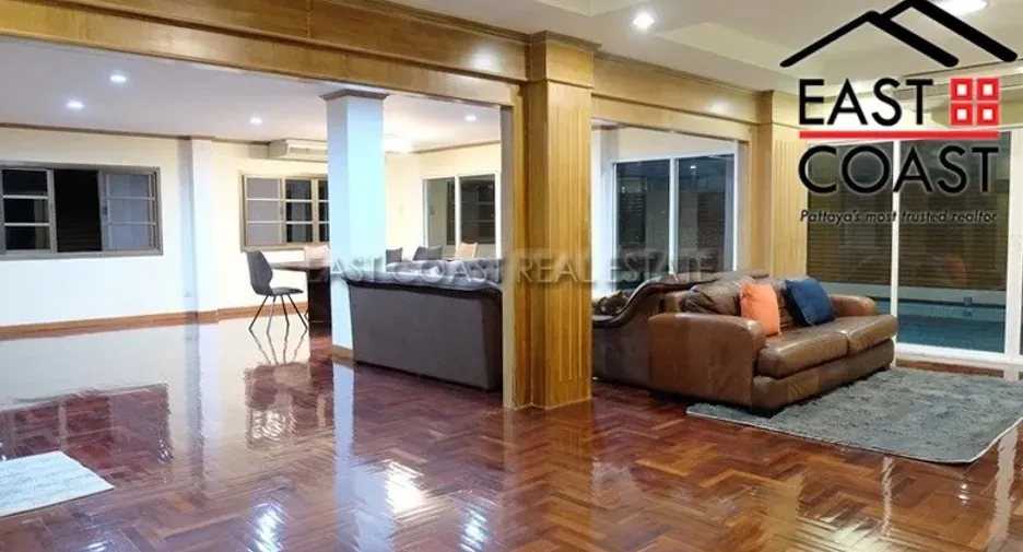 For rent 4 ベッドルーム house in Bang Lamung, Chonburi