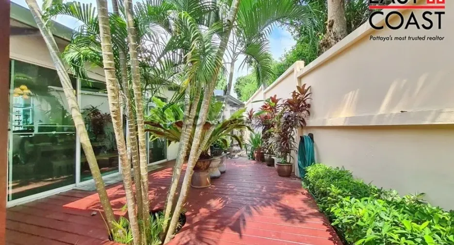 For rent 2 bedrooms house in Na Jomtien, Pattaya