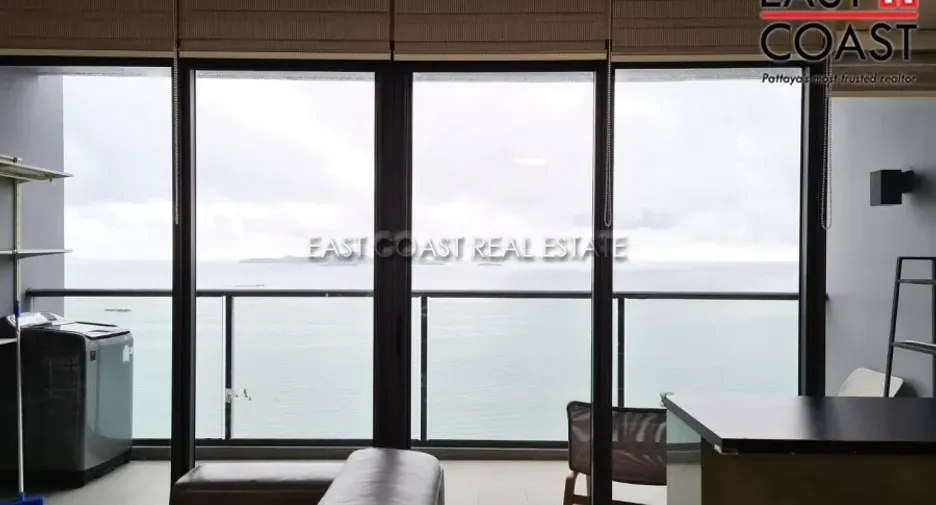 For rent 2 bedrooms condo in Bang Lamung, Chonburi