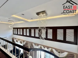 For rent 3 bedrooms condo in Bang Lamung, Chonburi