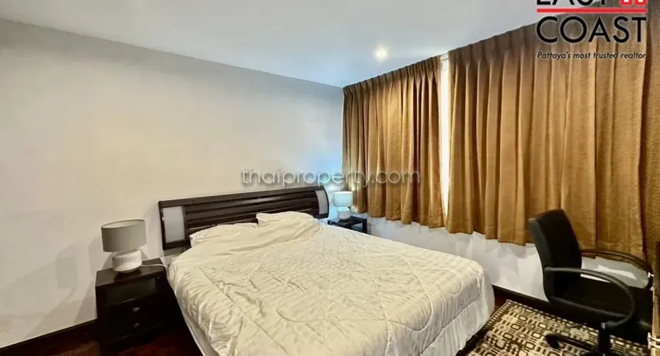 For rent 3 bedrooms condo in Jomtien, Pattaya