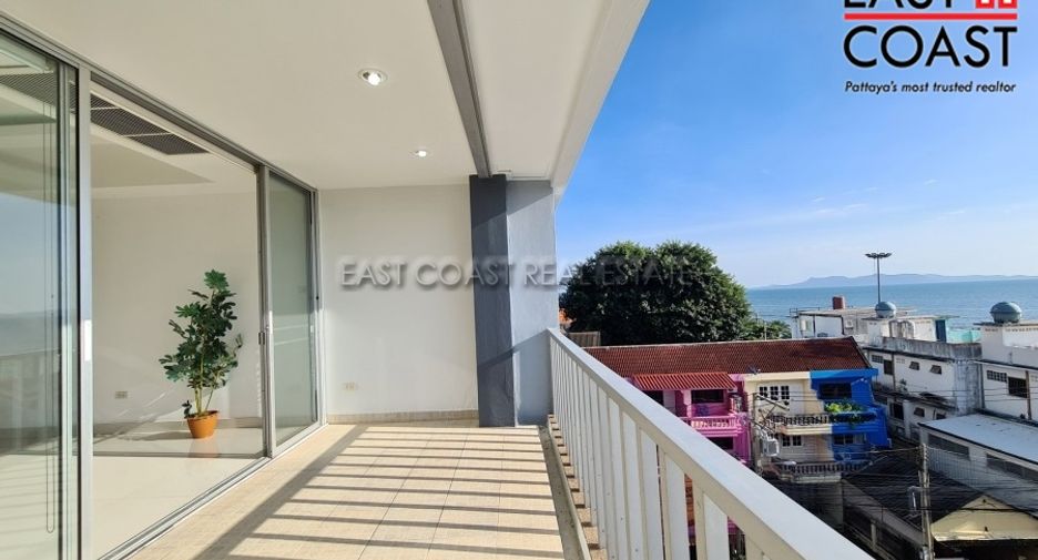 For rent 4 bedrooms condo in Jomtien, Pattaya