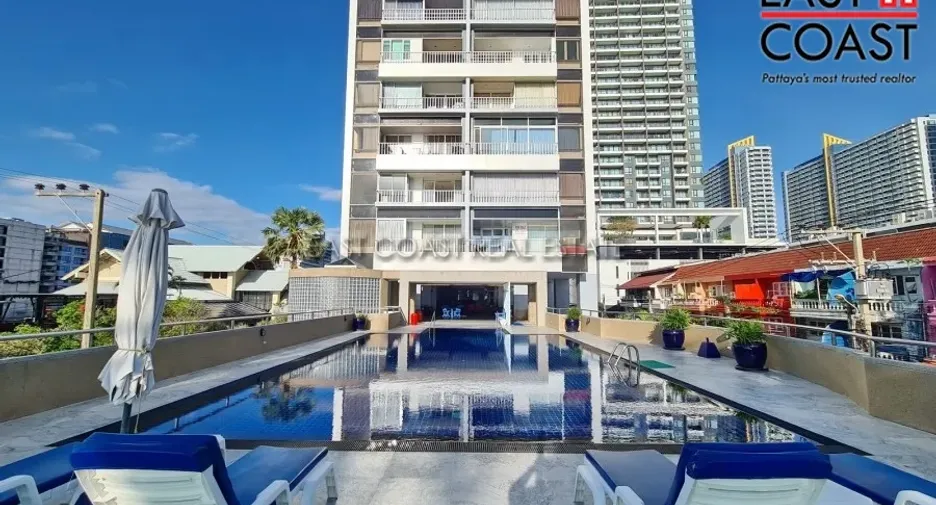 For rent 4 bedrooms condo in Jomtien, Pattaya