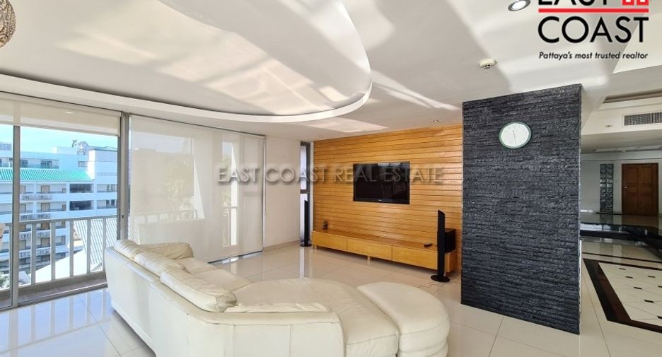 For rent 4 bedrooms condo in Jomtien, Pattaya