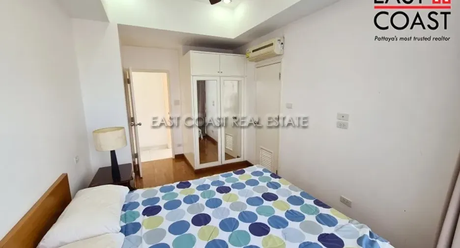 For rent 4 bedrooms condo in Jomtien, Pattaya