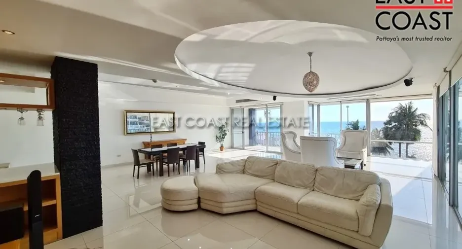 For rent 4 bedrooms condo in Jomtien, Pattaya