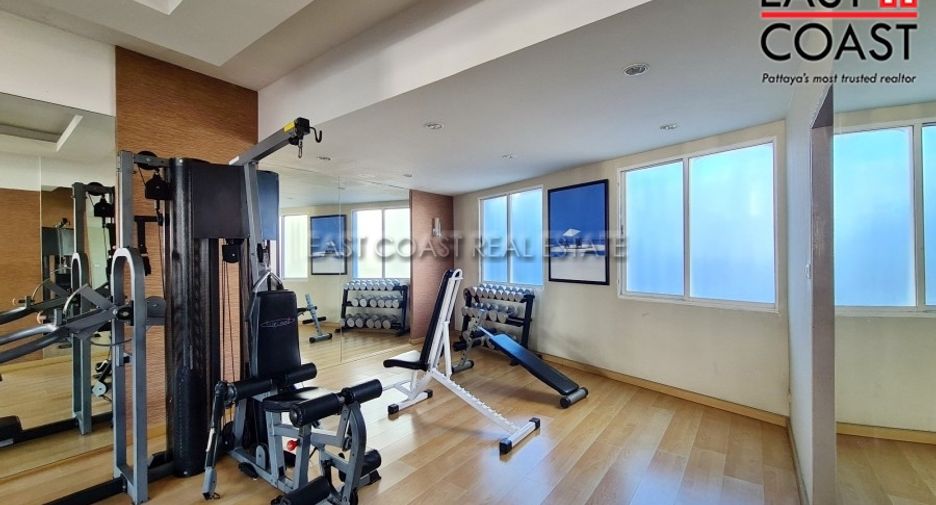 For rent 4 bedrooms condo in Jomtien, Pattaya