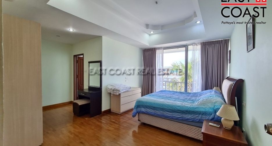 For rent 4 bedrooms condo in Jomtien, Pattaya
