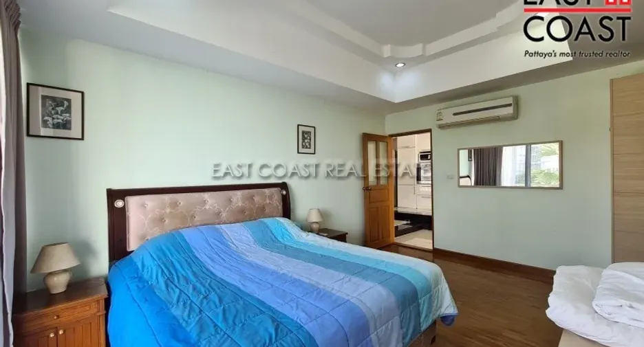 For rent 4 bedrooms condo in Jomtien, Pattaya