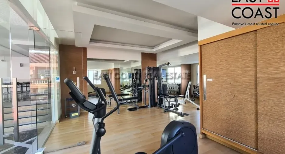 For rent 4 bedrooms condo in Jomtien, Pattaya