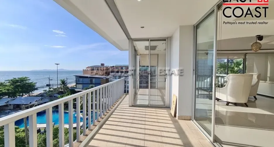 For rent 4 bedrooms condo in Jomtien, Pattaya