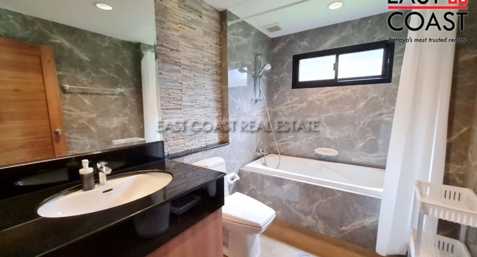 For rent 3 bedrooms house in Huay Yai, Pattaya