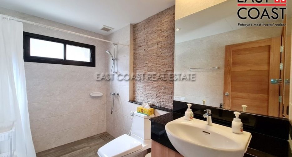 For rent 3 bedrooms house in Huay Yai, Pattaya