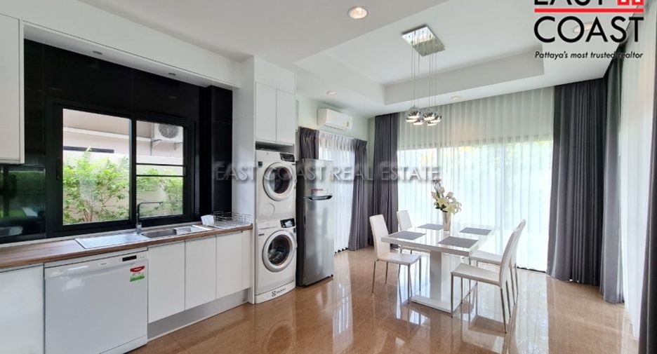 For rent 3 bedrooms house in Huay Yai, Pattaya