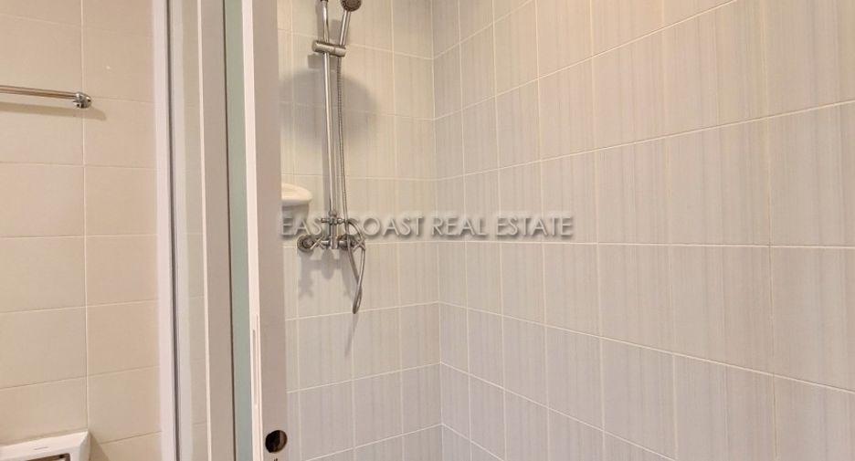 For rent 2 bedrooms condo in North Pattaya, Pattaya