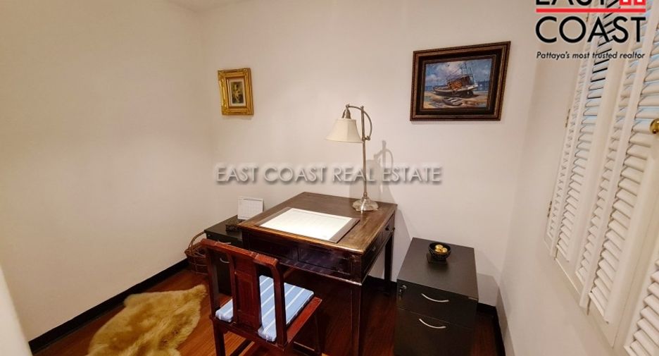 For rent 2 bedrooms condo in North Pattaya, Pattaya