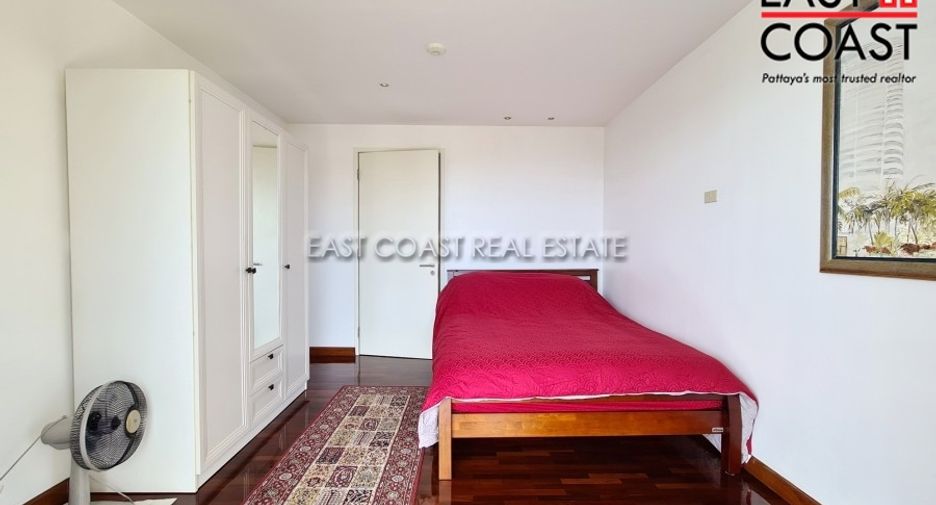 For rent 2 bedrooms condo in North Pattaya, Pattaya