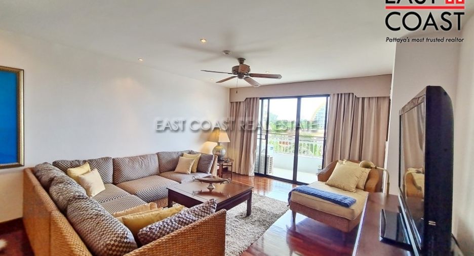 For rent 2 bedrooms condo in North Pattaya, Pattaya