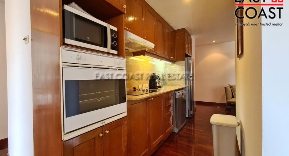 For rent 2 bedrooms condo in North Pattaya, Pattaya