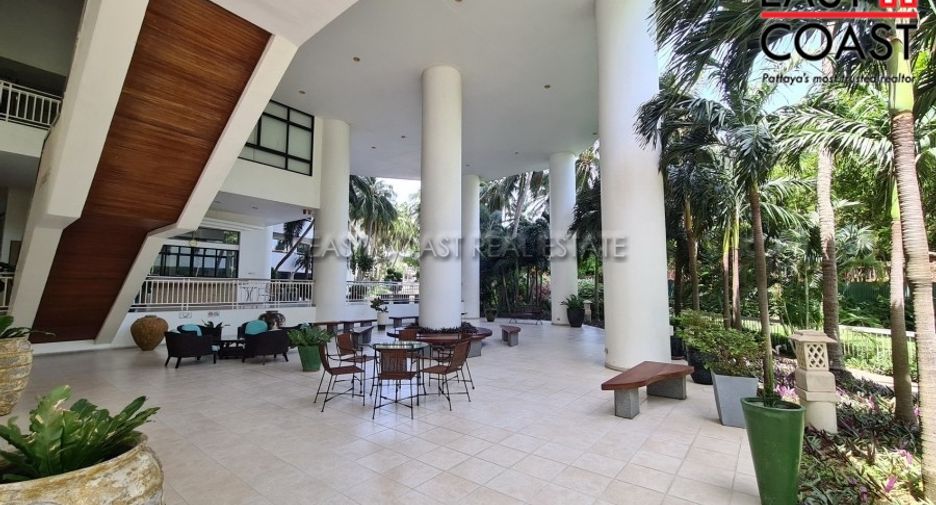 For rent 2 bedrooms condo in North Pattaya, Pattaya
