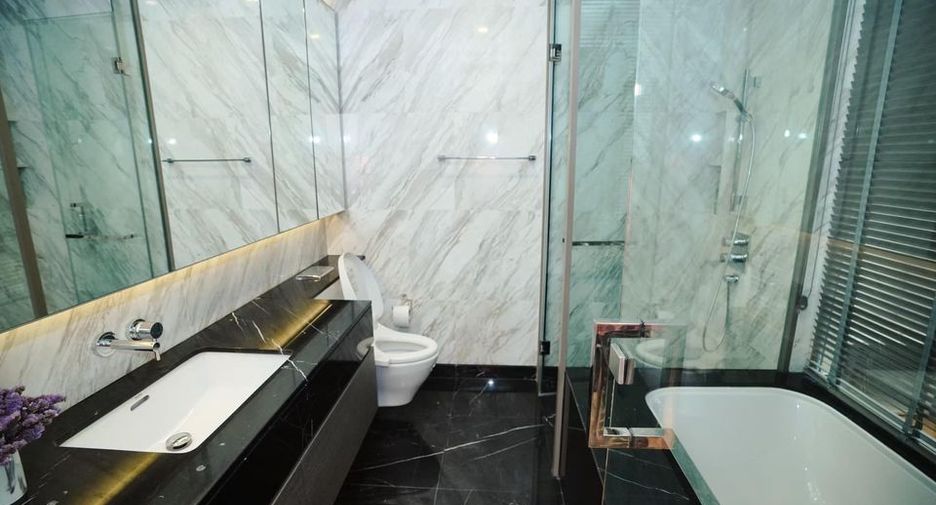 For rent 1 bed condo in Sathon, Bangkok