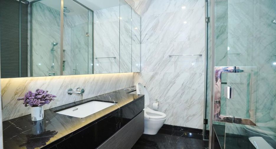 For rent 1 bed condo in Sathon, Bangkok