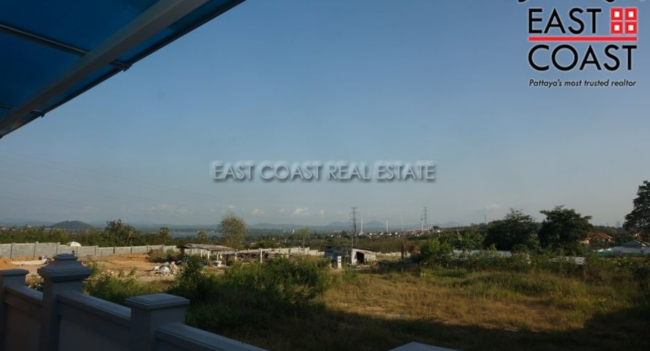 For rent 4 bedrooms house in East Pattaya, Pattaya