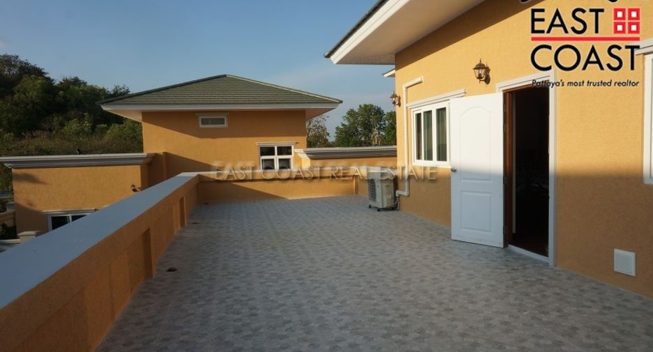 For rent 4 bedrooms house in East Pattaya, Pattaya