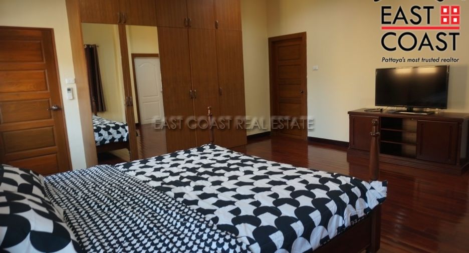 For rent 4 bedrooms house in East Pattaya, Pattaya