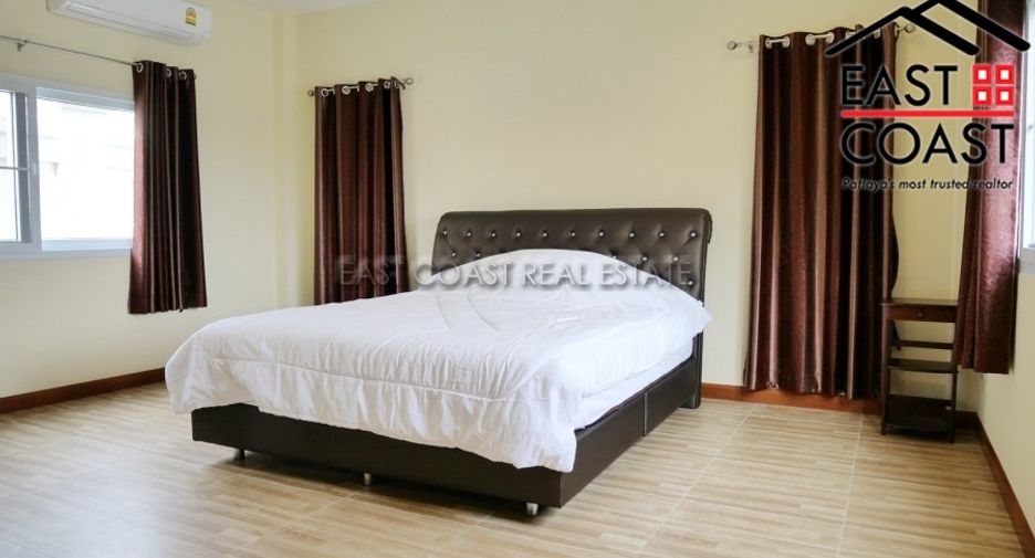 For rent 4 bedrooms house in East Pattaya, Pattaya