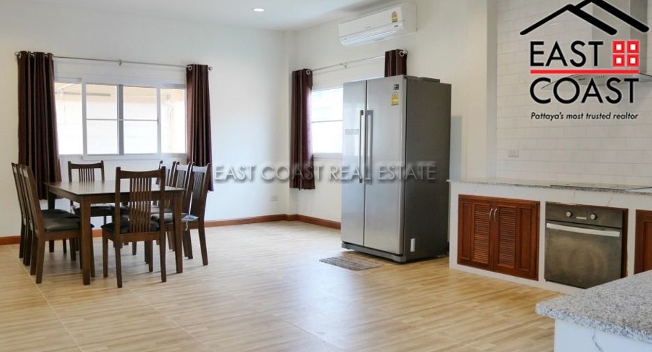 For rent 4 bedrooms house in East Pattaya, Pattaya