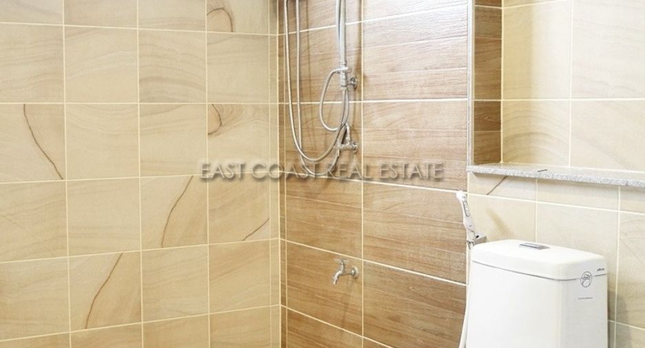 For rent 4 bedrooms house in East Pattaya, Pattaya