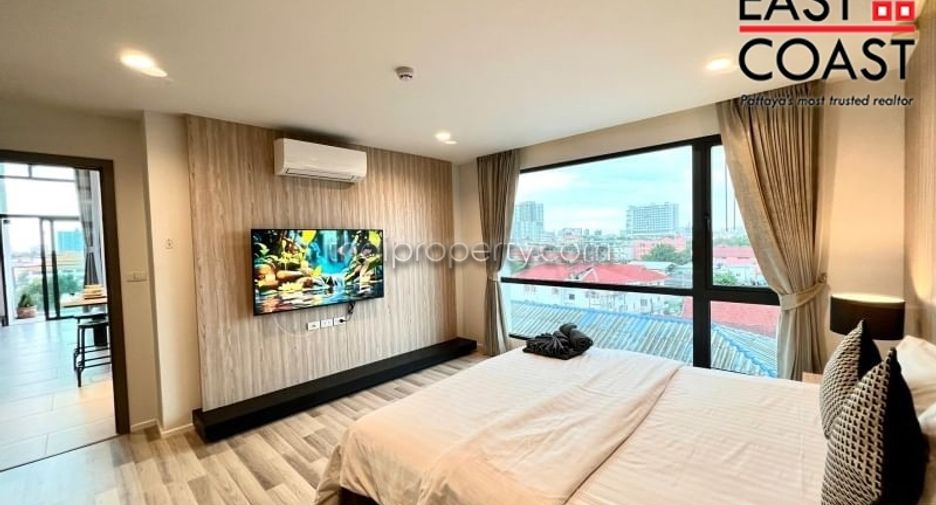 For rent 3 bedrooms condo in East Pattaya, Pattaya
