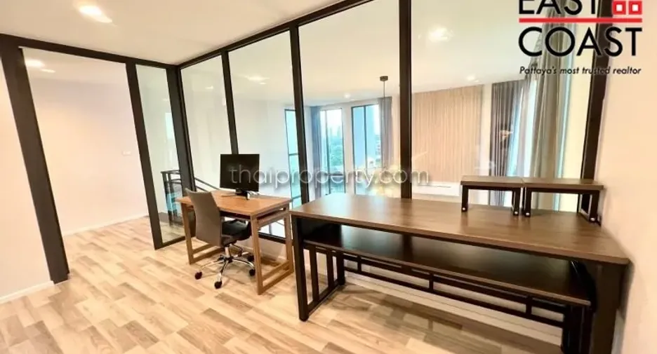 Condo en alquiler de 3 habitaciones en Bang Lamung, Chonburi