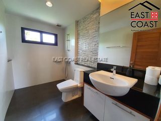 Casa en alquiler de 3 habitaciones en Bang Lamung, Chonburi