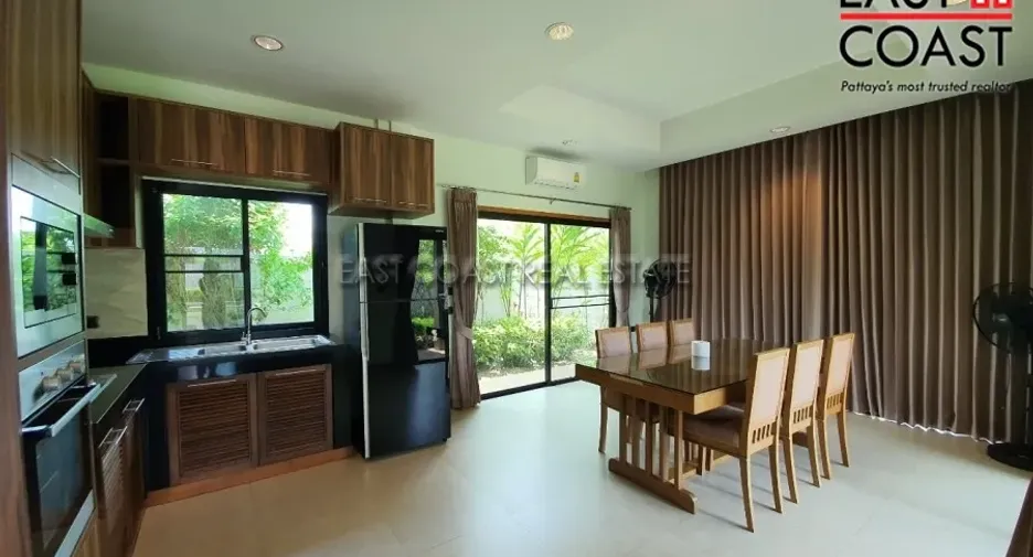 À louer 3 chambres maison à Huay Yai, Pattaya
