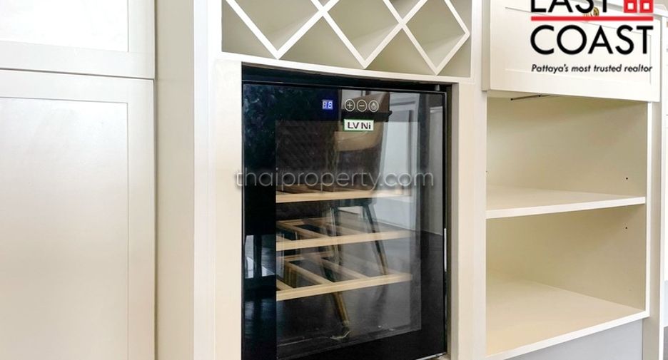 For rent 3 bedrooms condo in Sattahip, Chonburi