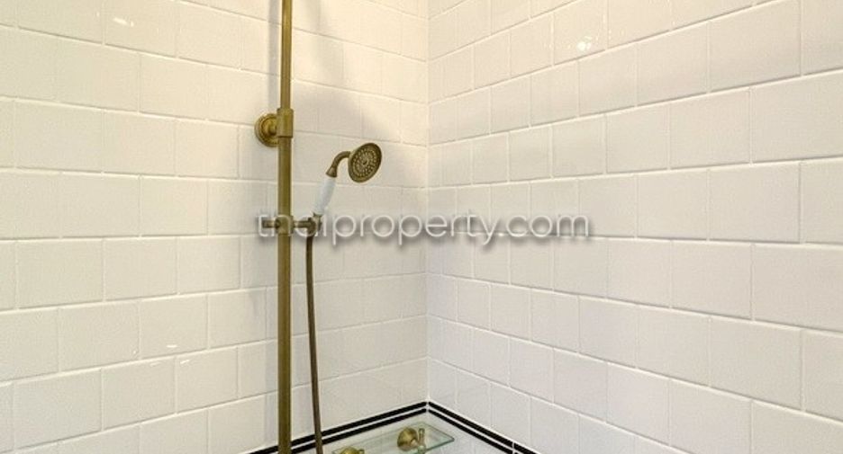 For rent 3 bedrooms condo in Sattahip, Chonburi
