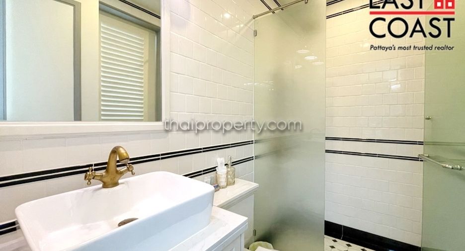 For rent 3 bedrooms condo in Sattahip, Chonburi