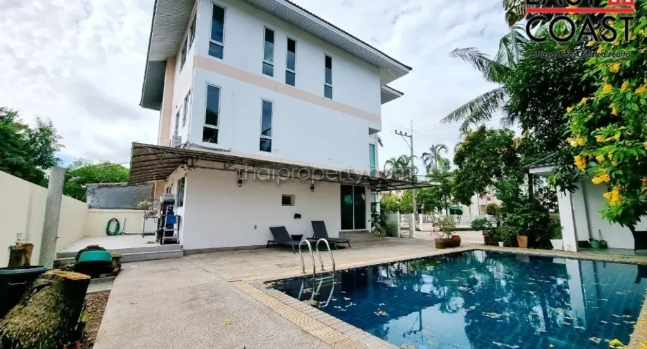 Casa en alquiler de 3 habitaciones en Mueang Rayong, Rayong