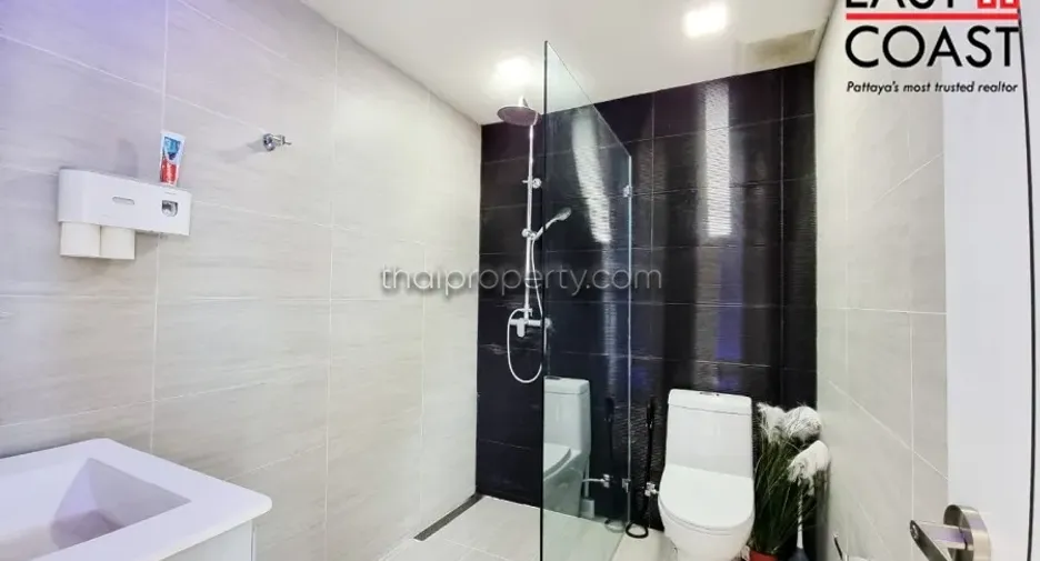 Casa en alquiler de 3 habitaciones en Mueang Rayong, Rayong