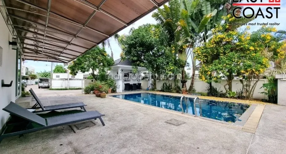 Casa en alquiler de 3 habitaciones en Mueang Rayong, Rayong