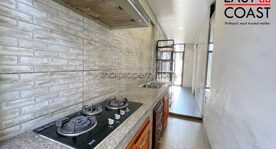 For rent 3 bedrooms house in East Pattaya, Pattaya