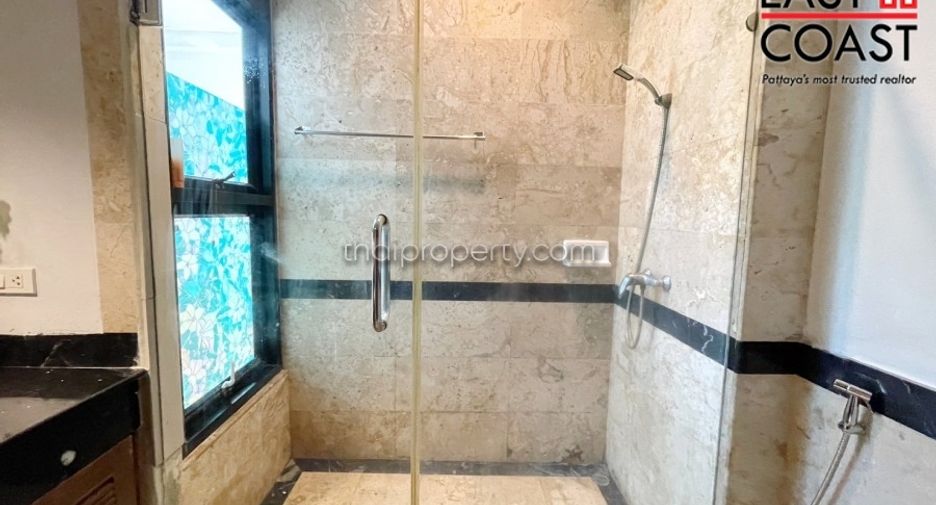 For rent 3 bedrooms house in East Pattaya, Pattaya