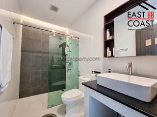 Casa en alquiler de 3 habitaciones en Bang Lamung, Chonburi