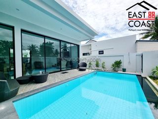 Casa en alquiler de 3 habitaciones en Bang Lamung, Chonburi