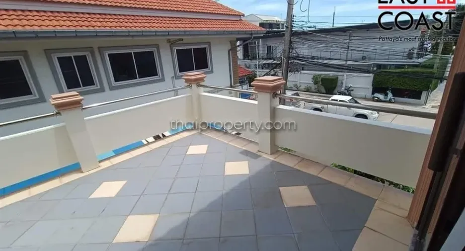 For rent 4 bedrooms house in Bang Lamung, Chonburi