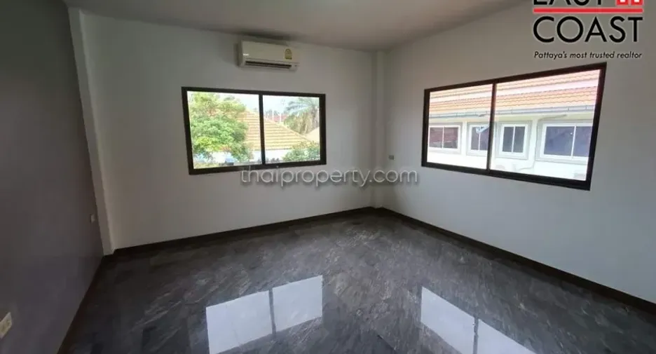 For rent 4 bedrooms house in Bang Lamung, Chonburi